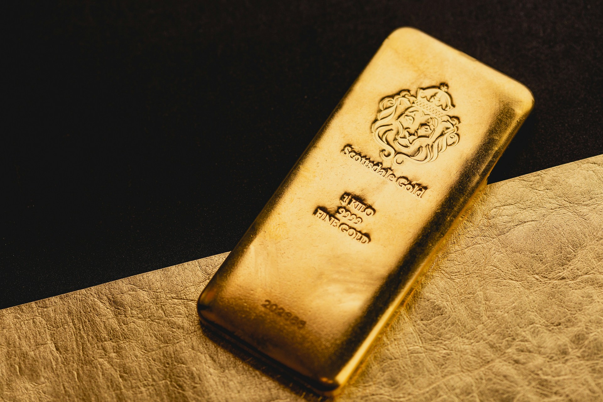 Factors to Consider Before Selling Gold In Dubai